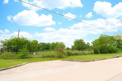 2625 Hillhouse Road, Pearland, TX 77584 - Photo 11