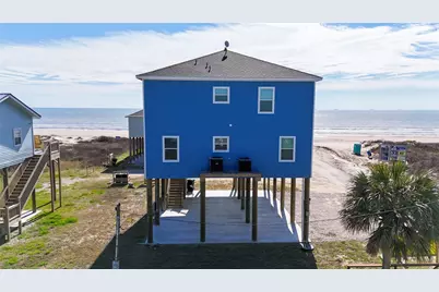 846 Alma, Crystal Beach, TX 77650 - Photo 3