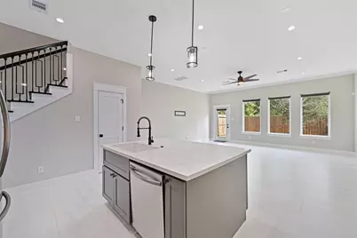 1708 Capron Street #A, Houston, TX 77020 - Photo 11
