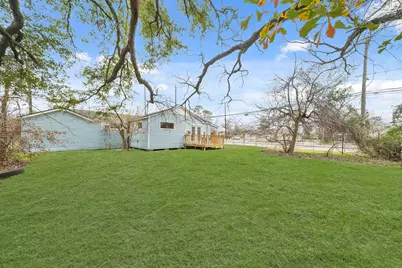 7502 Ley Road, Houston, TX 77028 - Photo 23
