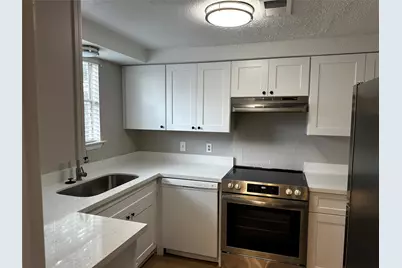 11710 Southlake Drive #12, Houston, TX 77077 - Photo 5