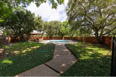 11710 Southlake Drive #12, Houston, TX 77077 - Photo 19