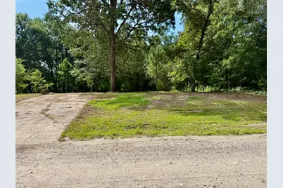 800 Windwood Drive, Livingston, TX 77351 - Photo 11