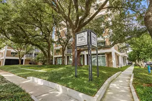 3600 Montrose Blvd, Houston, TX 77006 - Photo 1