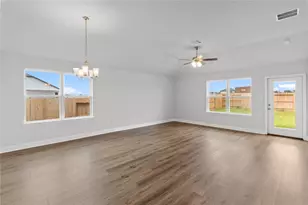 2031 Emerald Lk Trl, Dayton, TX 77535 - Photo 13