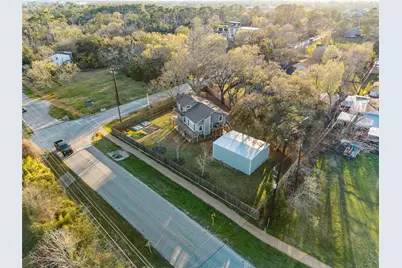 702 E Meyer Road, Seabrook, TX 77586 - Photo 37