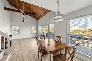 702 E Meyer Rd, Seabrook, TX 77586 - Photo 17