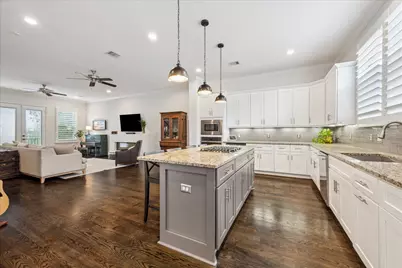 1230 W 25th Street #B, Houston, TX 77008 - Photo 9