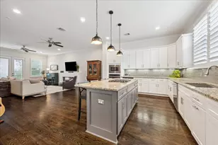 1230 W 25th St, Houston, TX 77008 - Photo 9