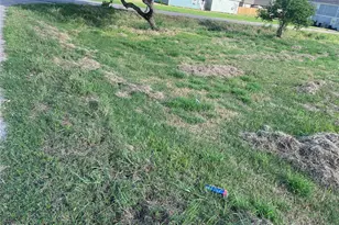 803 W 6th St, Freeport, TX 77541 - Photo 1