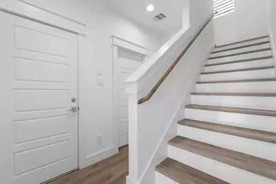 513 Schweikhardt Street, Houston, TX 77020 - Photo 9