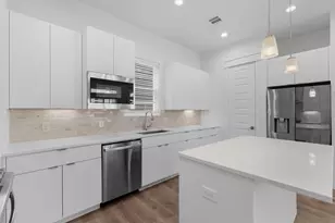 513 Schweikhardt St, Houston, TX 77020 - Photo 17