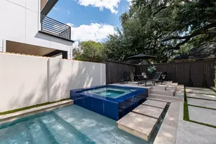 1409 Indiana St, Houston, TX 77006 - Photo 3