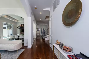 1409 Indiana St, Houston, TX 77006 - Photo 7