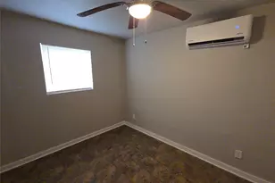 3335 Tuam St, Houston, TX 77004 - Photo 9