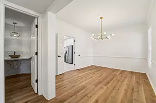 1808 N Mission Cir, Friendswood, TX 77546 - Photo 5