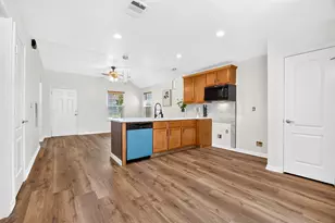 1302 Shearn St, Houston, TX 77007 - Photo 13
