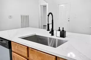 1302 Shearn St, Houston, TX 77007 - Photo 15