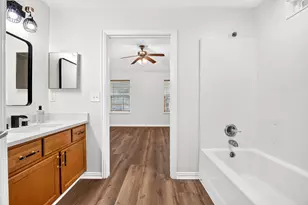 1302 Shearn St, Houston, TX 77007 - Photo 21
