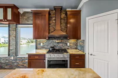 126 E Shore Drive, Clear Lake Shores, TX 77565 - Photo 17