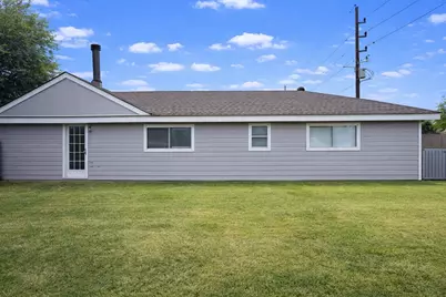 2210 Sunset Trail, Sugar Land, TX 77478 - Photo 35