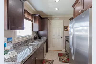 7000 Seawall Boulevard #833, Galveston, TX 77551 - Photo 7