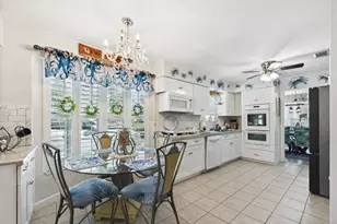 2819 Frostwood Cir, Dickinson, TX 77539 - Photo 21