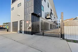 1716 23rd St, Galveston, TX 77550 - Photo 27