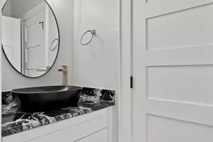 1716 23rd St, Galveston, TX 77550 - Photo 9