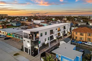 1716 23rd St, Galveston, TX 77550 - Photo 35