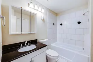 2910 Grants Lake, Sugar Land, TX 77479 - Photo 25