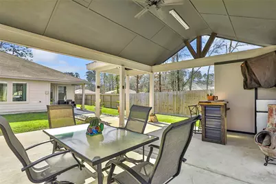 811 Republic Road, New Caney, TX 77357 - Photo 11