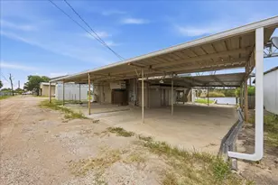 6743 Rainbow Ln, Port Arthur, TX 77642 - Photo 3