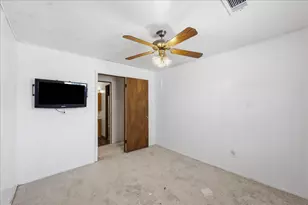 6743 Rainbow Ln, Port Arthur, TX 77642 - Photo 37