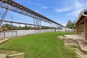 6743 Rainbow Ln, Port Arthur, TX 77642 - Photo 41