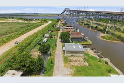 6743 Rainbow Lane, Port Arthur, TX 77642 - Photo 45