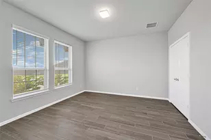 15302 Spring Lake Ave, Mont Belvieu, TX 77523 - Photo 13