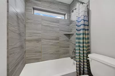 15302 Spring Lake Avenue, Mont Belvieu, TX 77523 - Photo 43