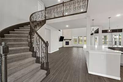 15302 Spring Lake Avenue, Mont Belvieu, TX 77523 - Photo 15