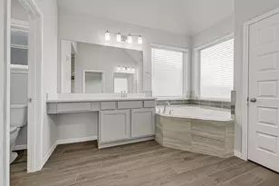 15302 Spring Lake Ave, Mont Belvieu, TX 77523 - Photo 31