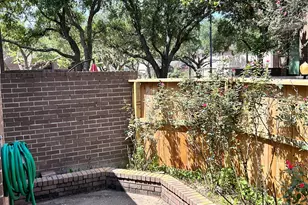 13712 Hollowgreen Dr, Hockley, TX 77082 - Photo 3