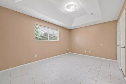 12614 Rio Bravo Street, Rosharon, TX 77583 - Photo 11