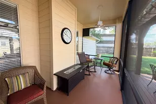 7287 Lakeshore Ct, Willis, TX 77318 - Photo 23