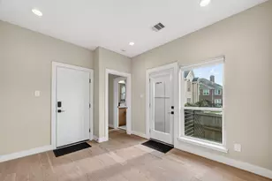 2511 N MacGregor Way, Houston, TX 77004 - Photo 7