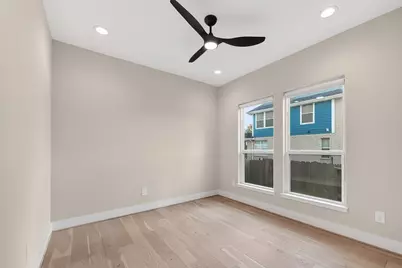 2511 N Macgregor Way, Houston, TX 77004 - Photo 9