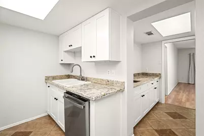 2238 S Piney Point Road #102, Houston, TX 77063 - Photo 7