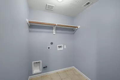 15710 Bannowsky Lane, Houston, TX 77049 - Photo 7