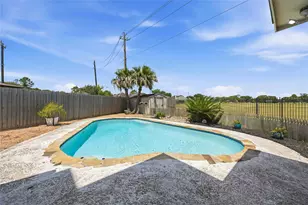 3923 Oakwood Dr N, Pearland, TX 77581 - Photo 37