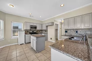 3923 Oakwood Dr N, Pearland, TX 77581 - Photo 13