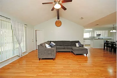 4402 Falcon Meadow Drive, Katy, TX 77449 - Photo 3